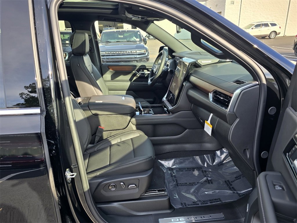 New 2026 GMC Yukon XL Denali image 34