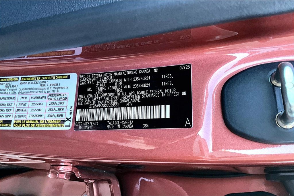 Used 2025 Lexus RX 350 Premium w/ Convenience Package FWD image 28