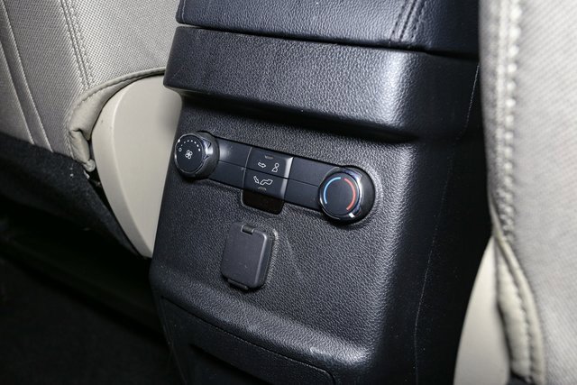 Used 2018 Ford Explorer XLT w/ Equipment Group 201A image 21