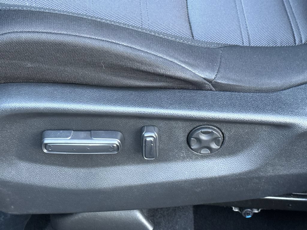 Used 2019 Honda CR-V EX image 14