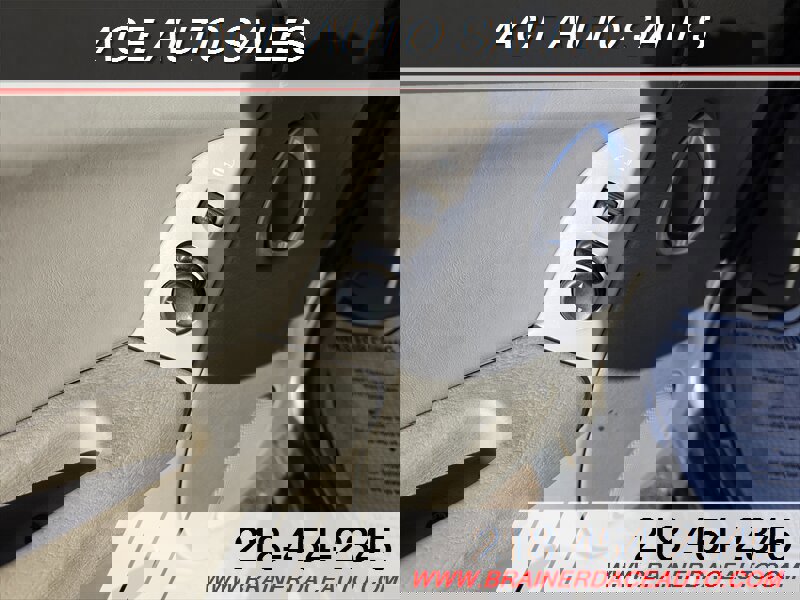 Used 2005 Jeep Liberty Renegade w/ Luxury Group image 12