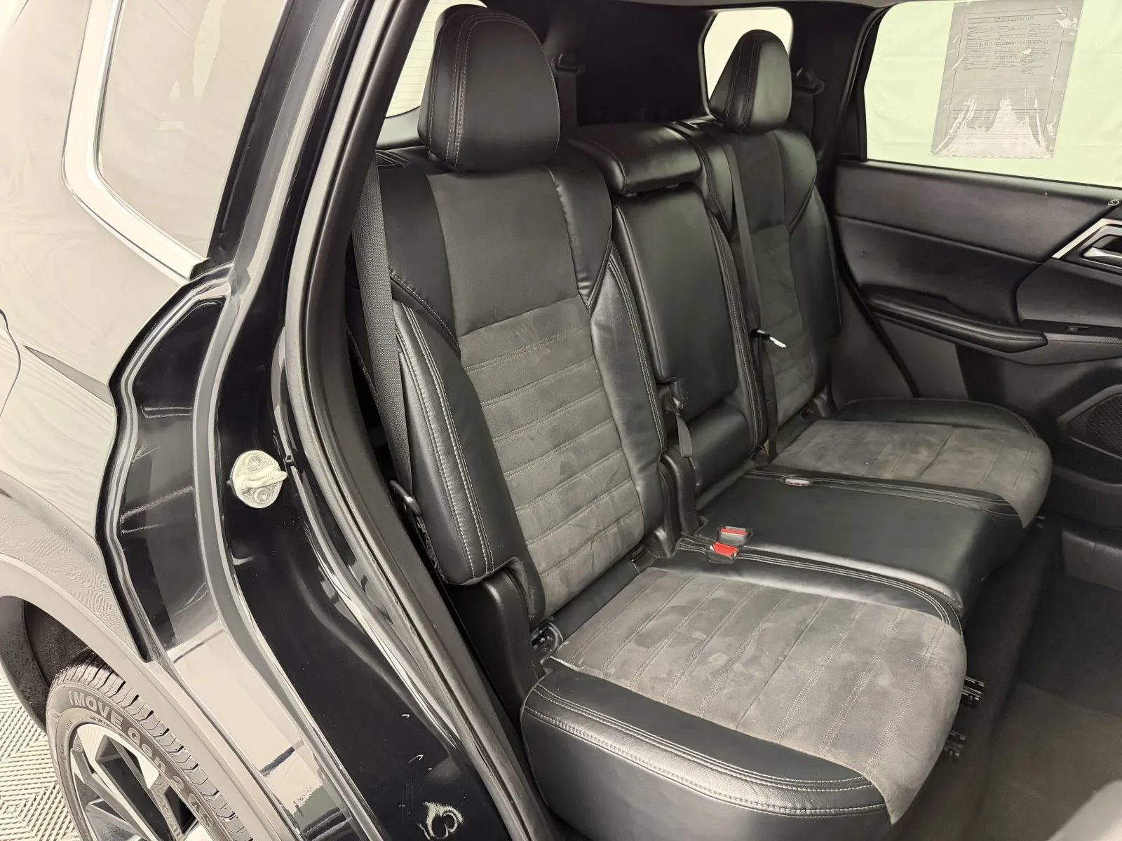 Used 2022 Mitsubishi Outlander SE FWD image 29