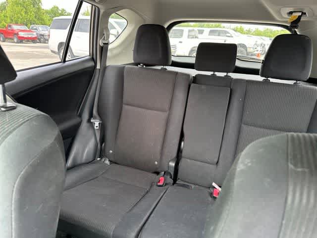 Used 2014 Toyota RAV4 LE AWD/4WD image 5