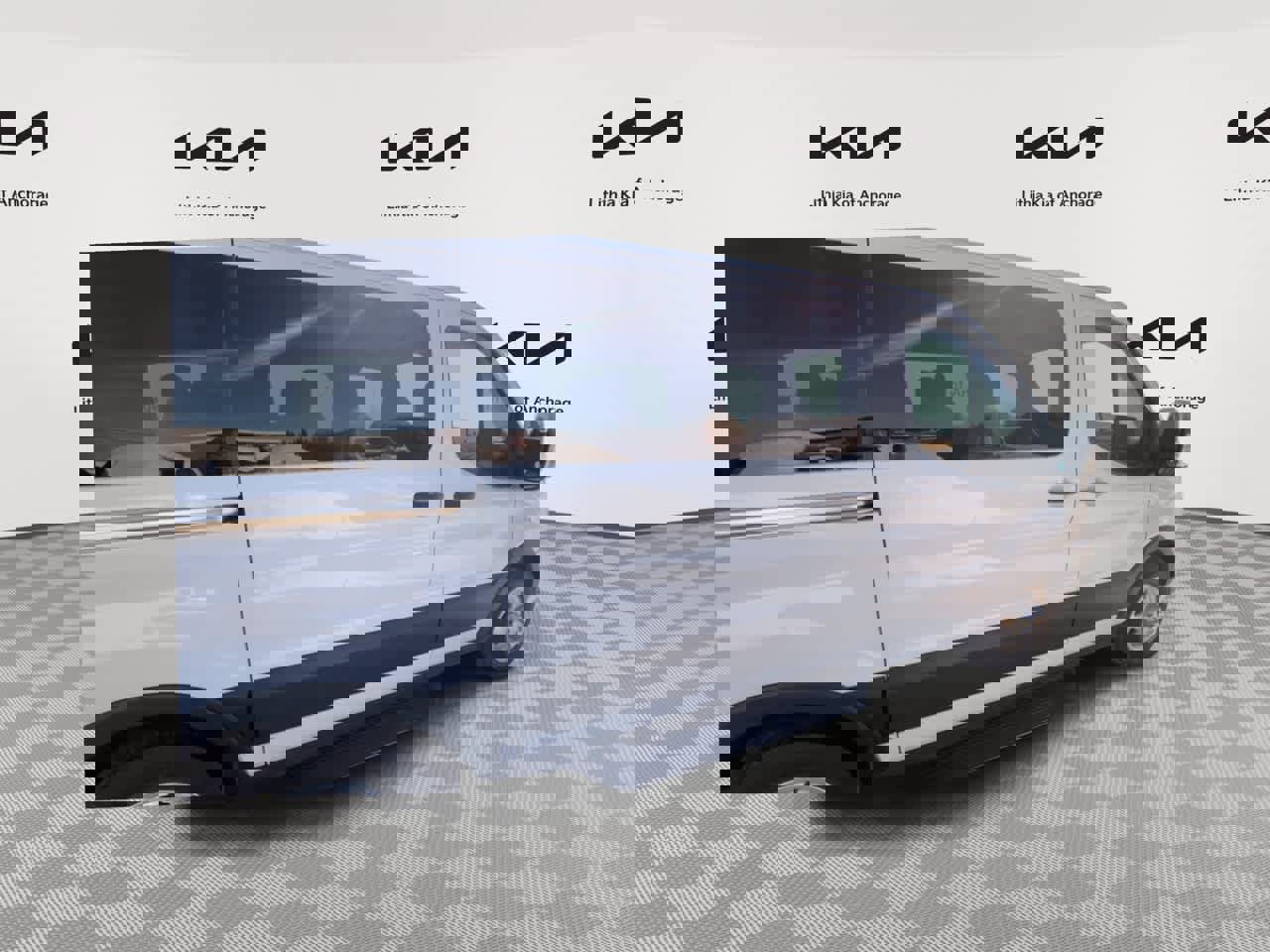 Used 2020 Ford Transit 150 XLT image 9