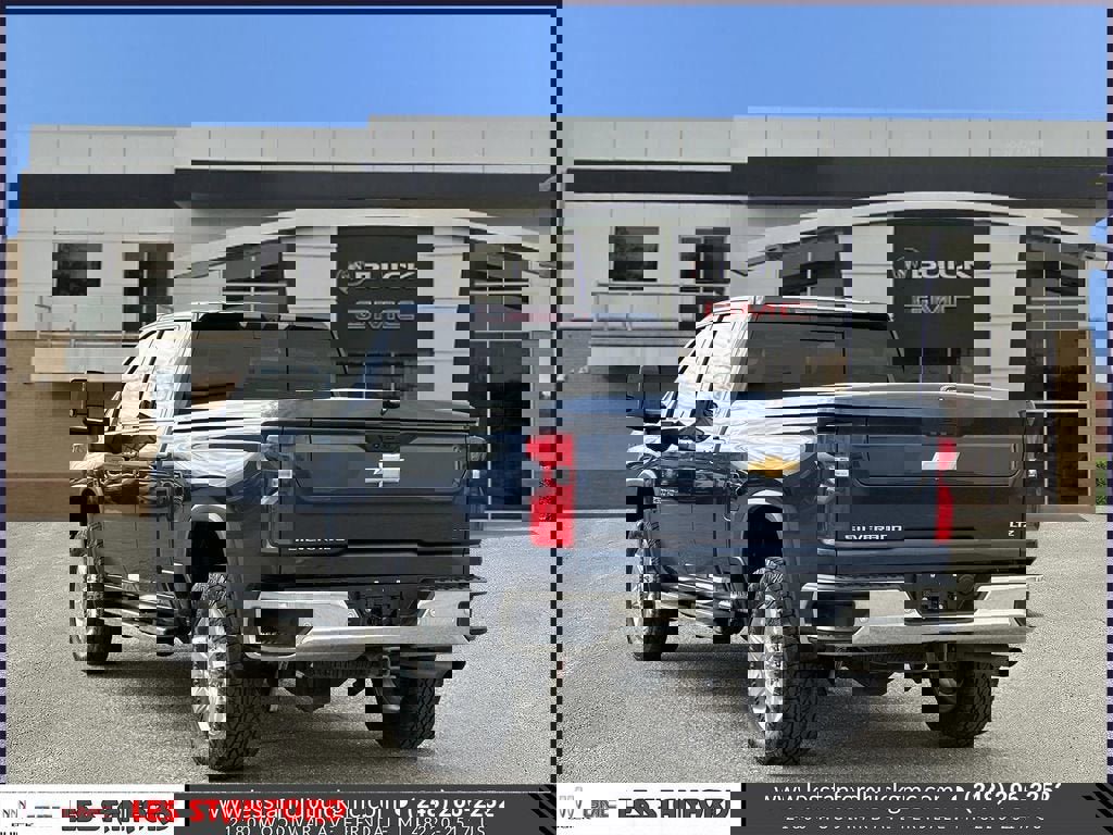 Used 2022 Chevrolet Silverado 2500 LTZ w/ LTZ Premium Package image 4