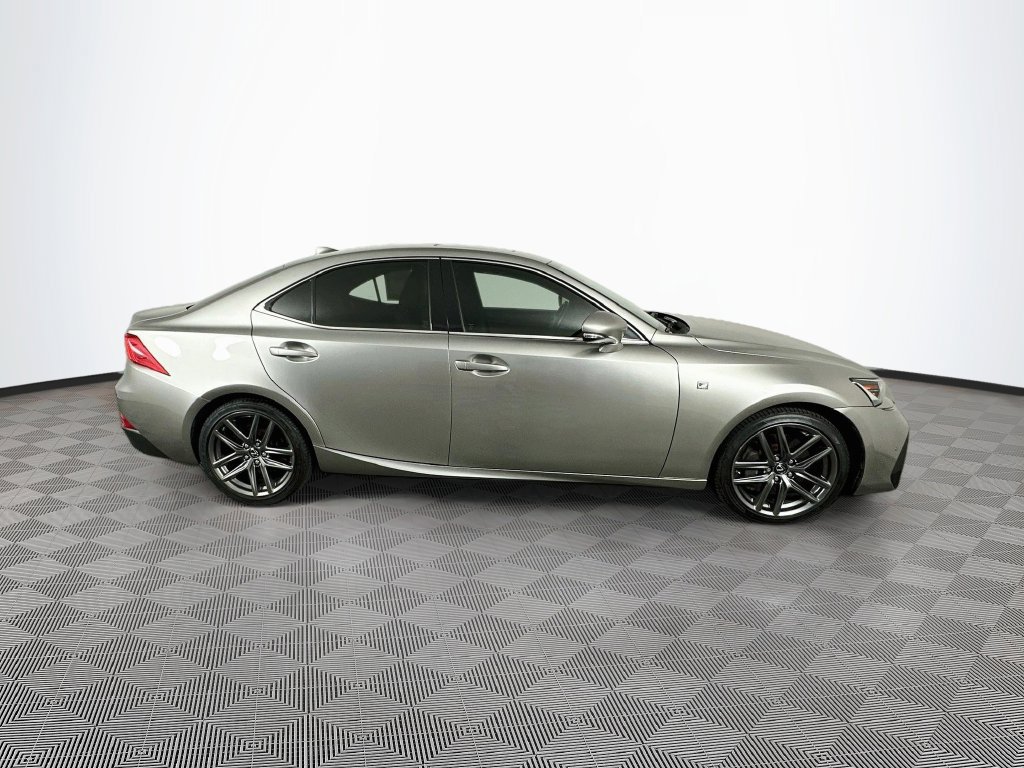 Used 2018 Lexus IS 350 AWD image 10