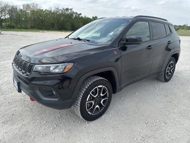 Used 2025 Jeep Compass Trailhawk