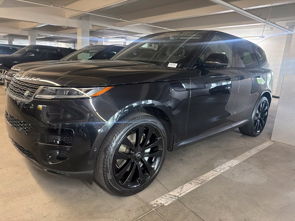 Used 2024 Land Rover Range Rover Sport SE