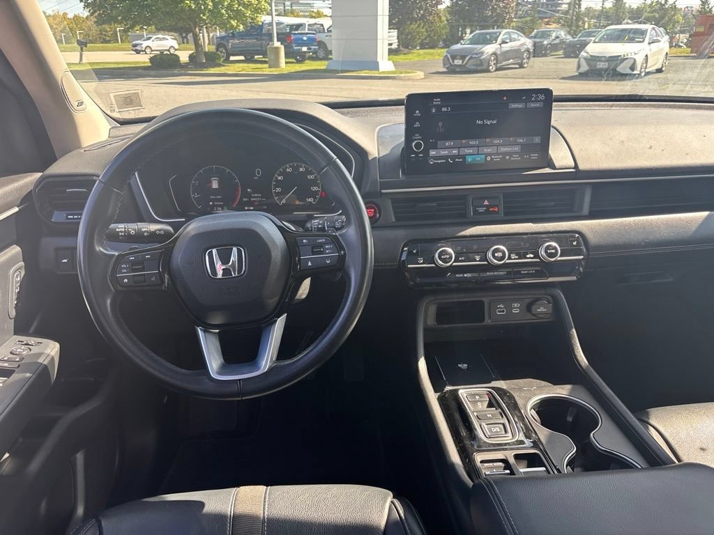 Used 2023 Honda Pilot Touring image 26