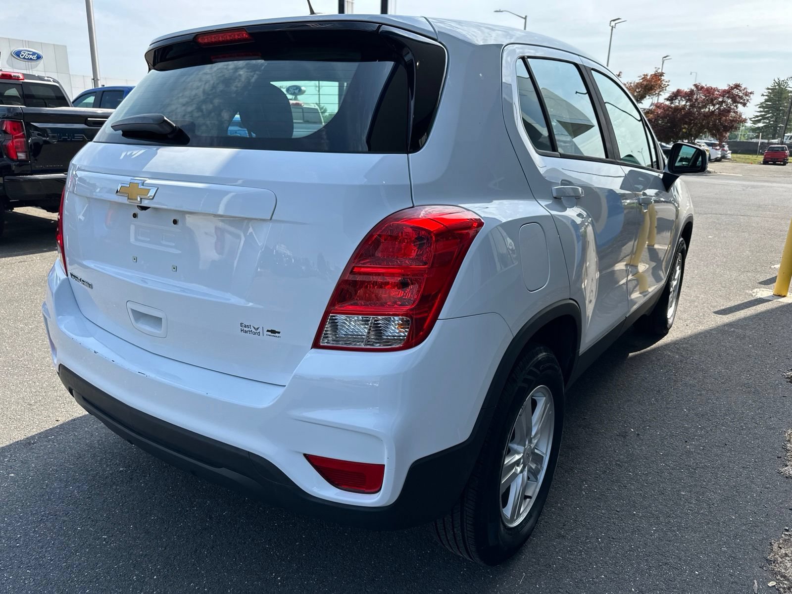 Used 2018 Chevrolet Trax LS AWD/4WD image 5