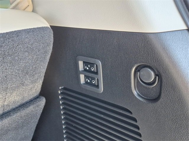 Used 2021 Nissan Armada Platinum w/ Captain's Chairs Package image 11