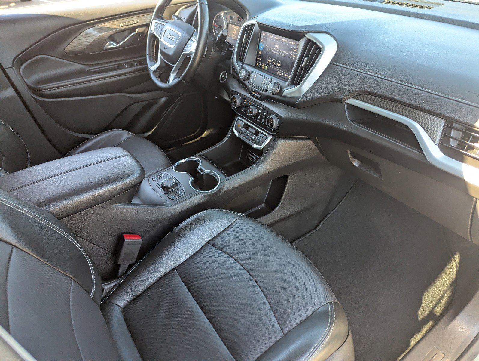 Certified 2024 GMC Terrain SLT image 14