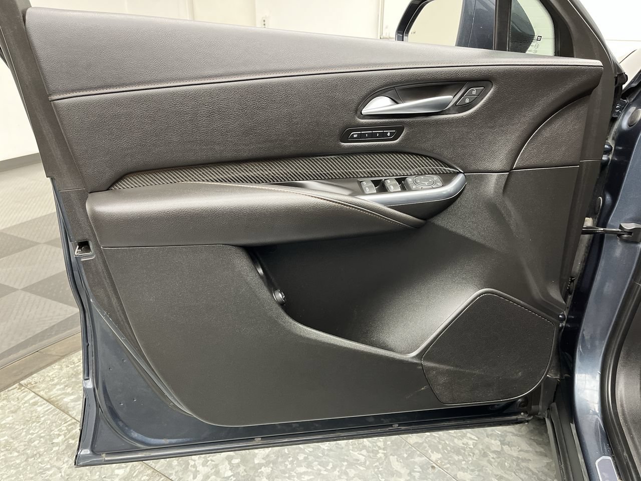 Used 2019 Cadillac XT4 Sport AWD/4WD image 6