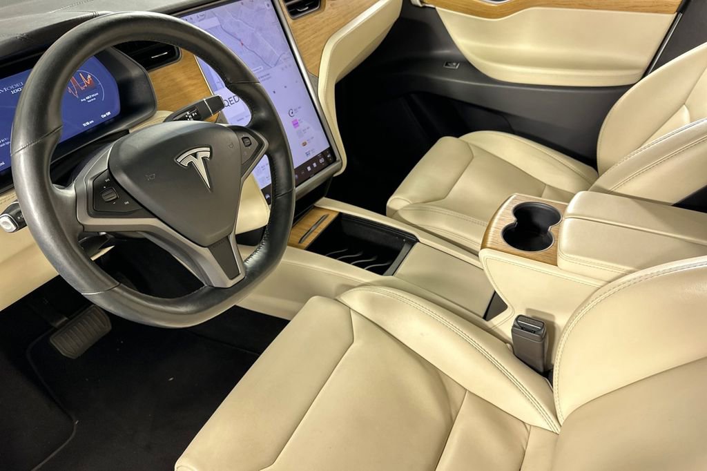 Used 2019 Tesla Model X Long Range image 10