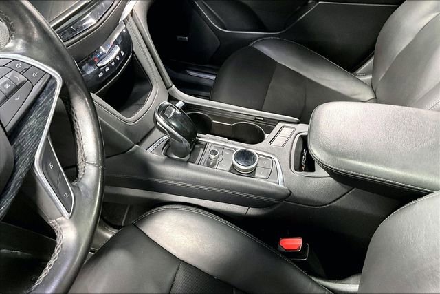 Used 2021 Cadillac XT5 Premium Luxury image 18