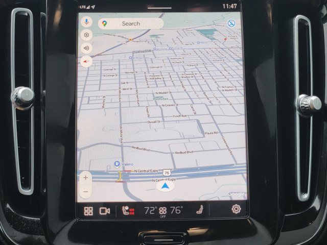 Used 2023 Volvo XC40 Recharge Ultimate image 16