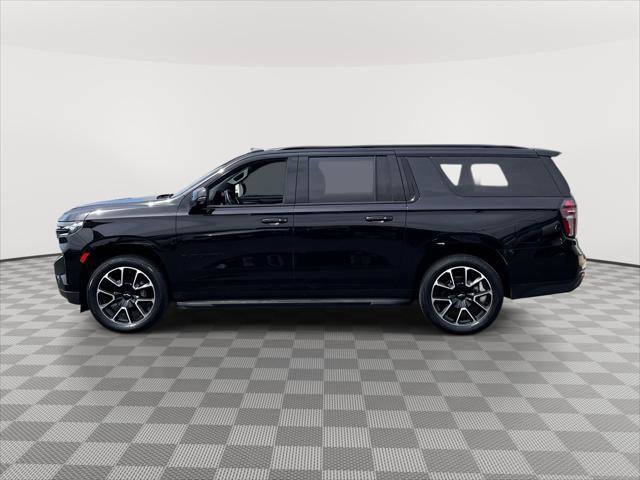 Used 2024 Chevrolet Suburban RST w/ Luxury Package AWD/4WD image 4