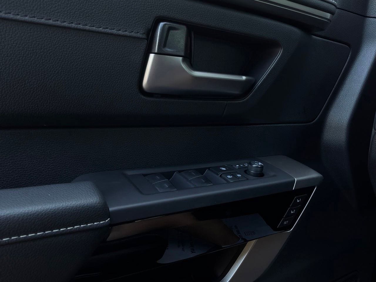 New 2026 Toyota Tundra Limited AWD/4WD image 21