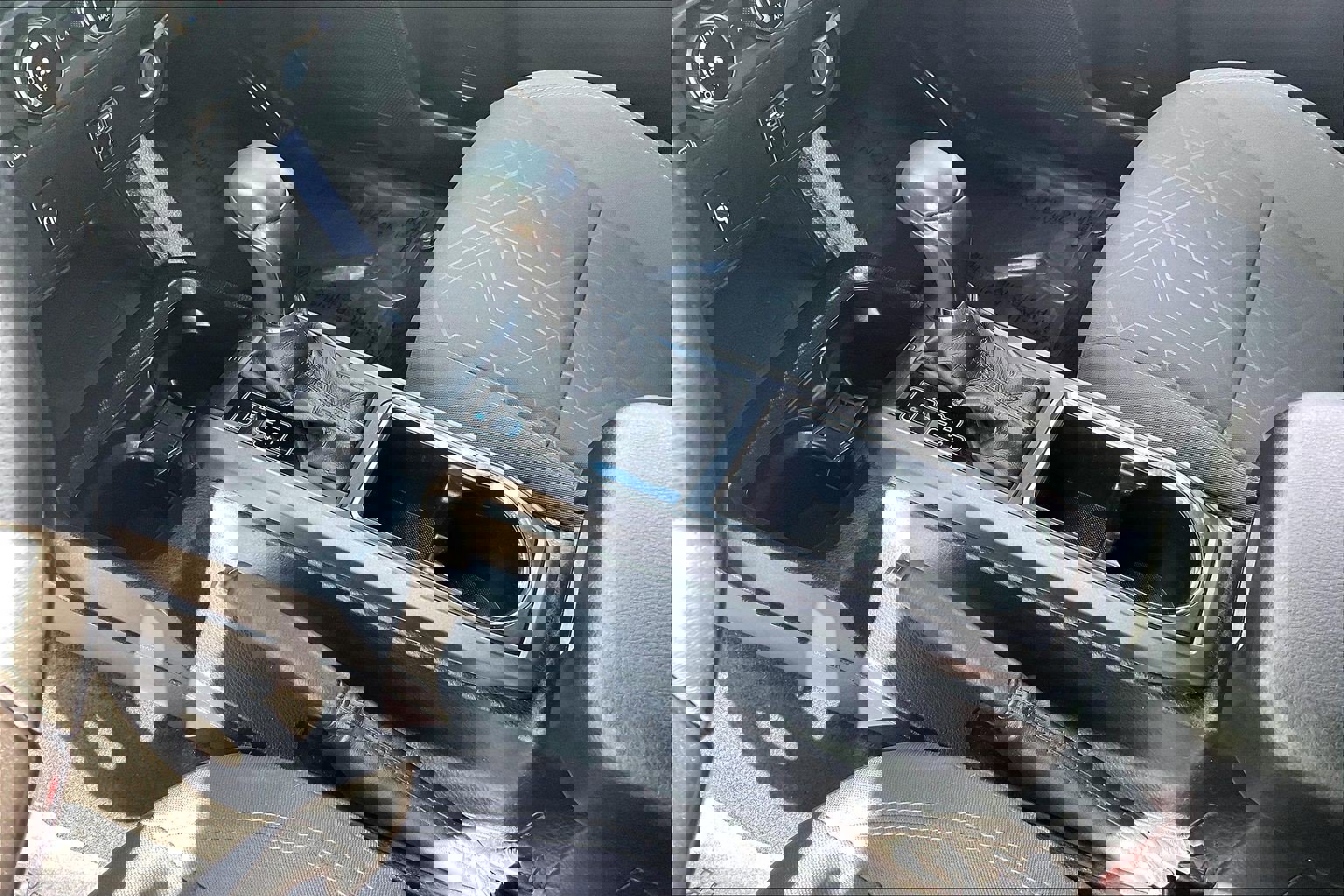 Used 2018 Toyota Tacoma TRD Sport image 22