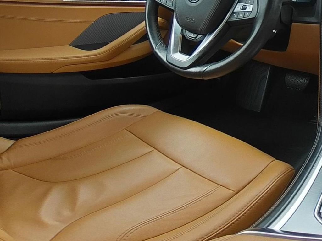 Used 2020 BMW 840i xDrive 840i w/ Driving Assistance Package image 18