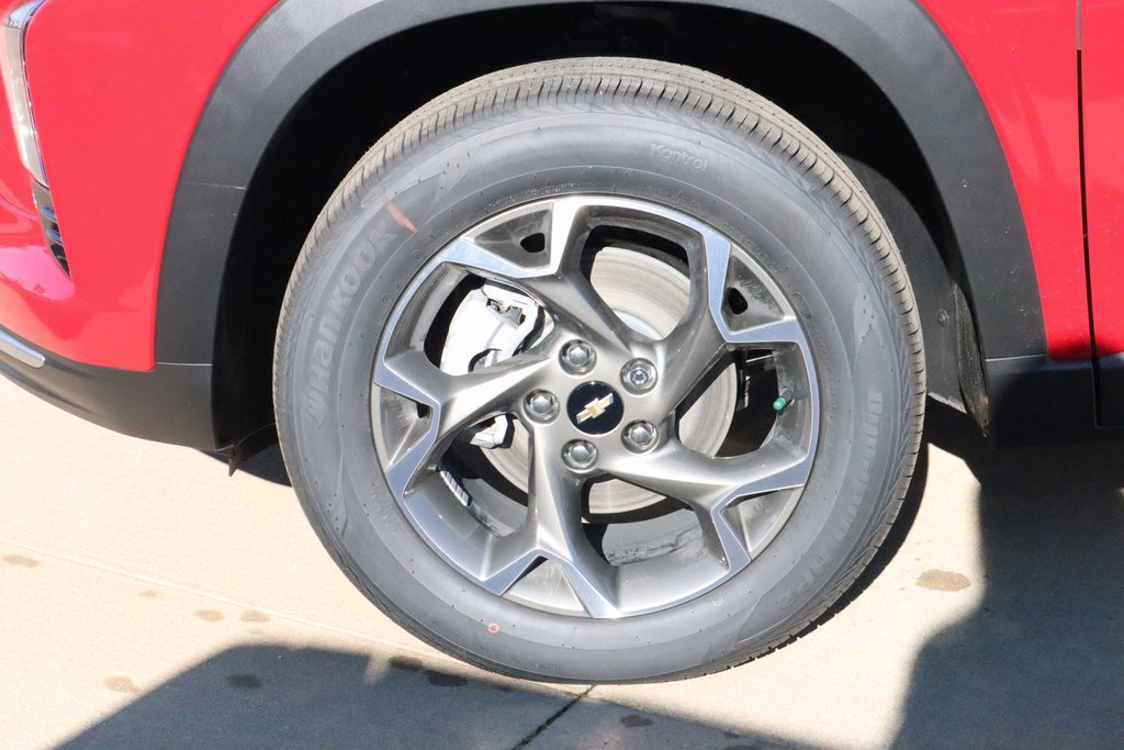 New 2026 Chevrolet Trax LT w/ Driver Confidence Package image 16