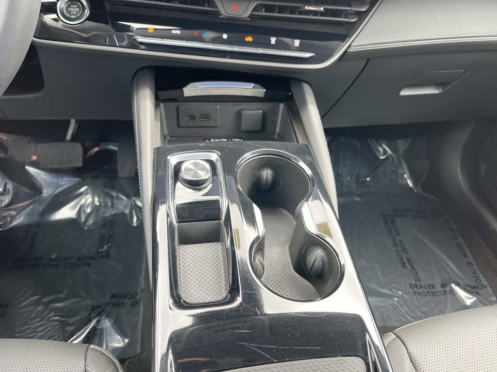 Used 2025 Buick Envision Preferred image 33