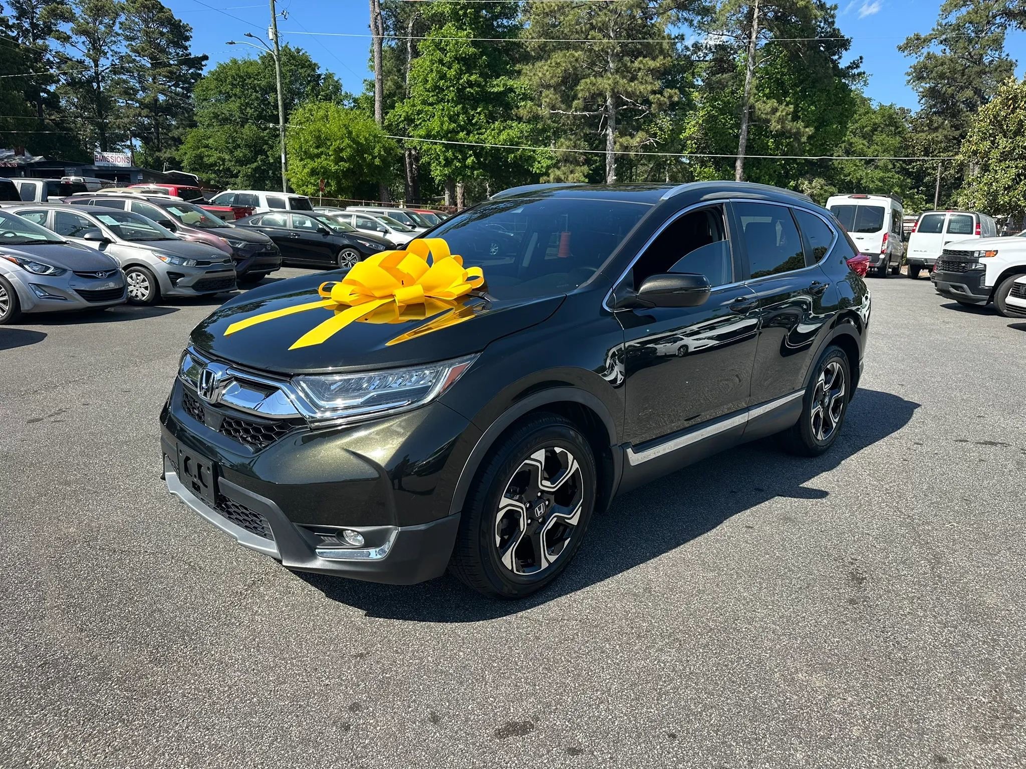 Used 2017 Honda CR-V Touring image 2