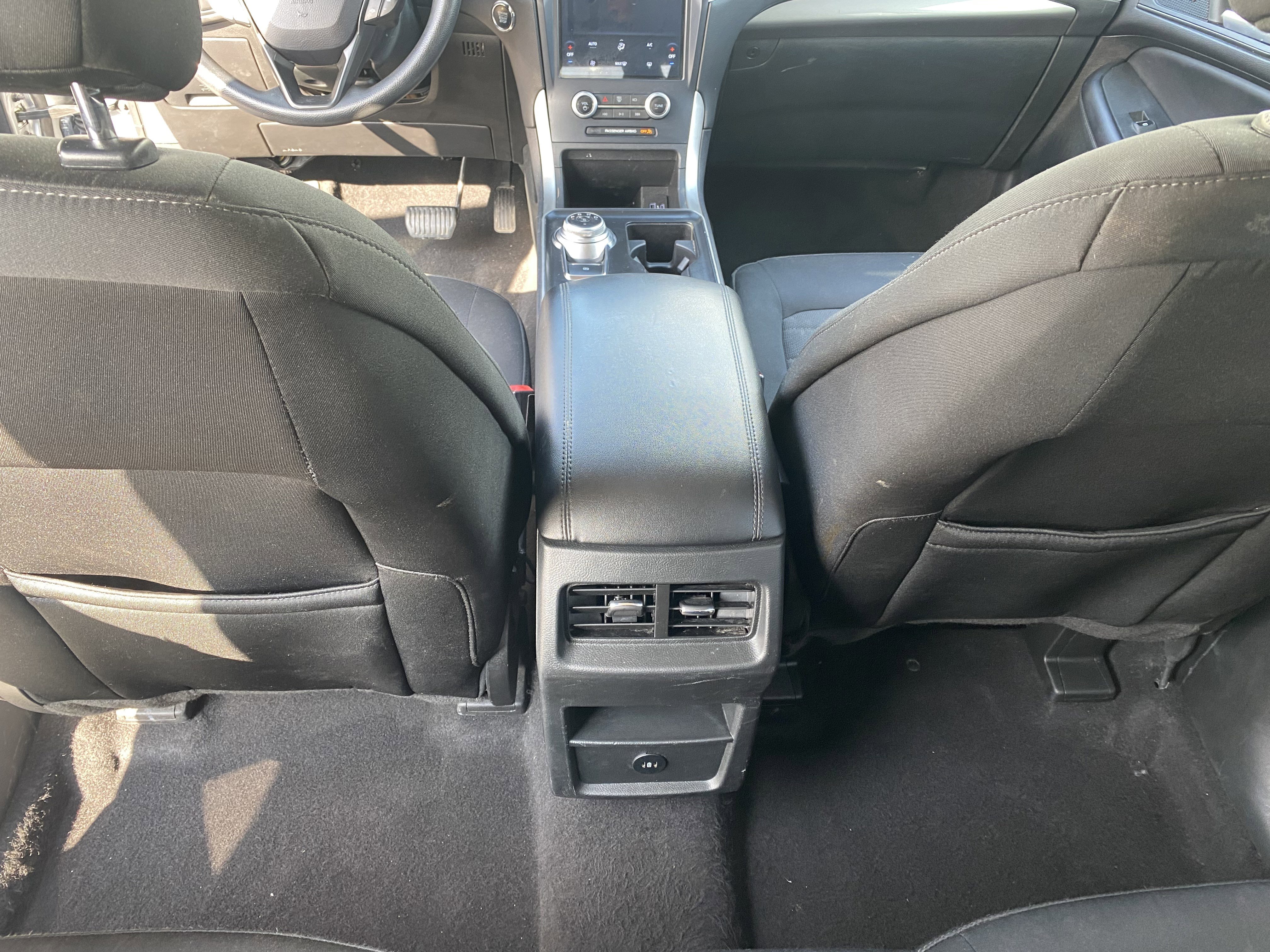 Used 2023 Ford Edge SE image 18