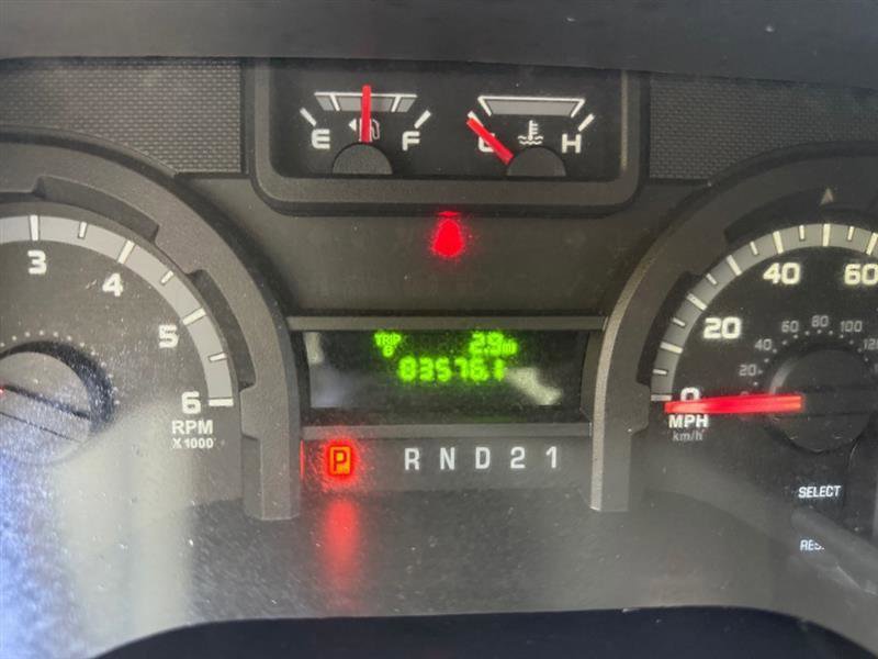 Used 2014 Ford E-150 and Econoline 150 E-150 w/ Power Group image 33