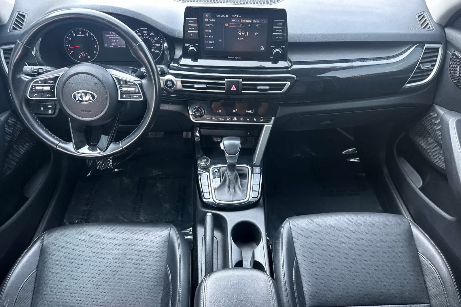 Used 2021 Kia Seltos EX AWD/4WD image 3