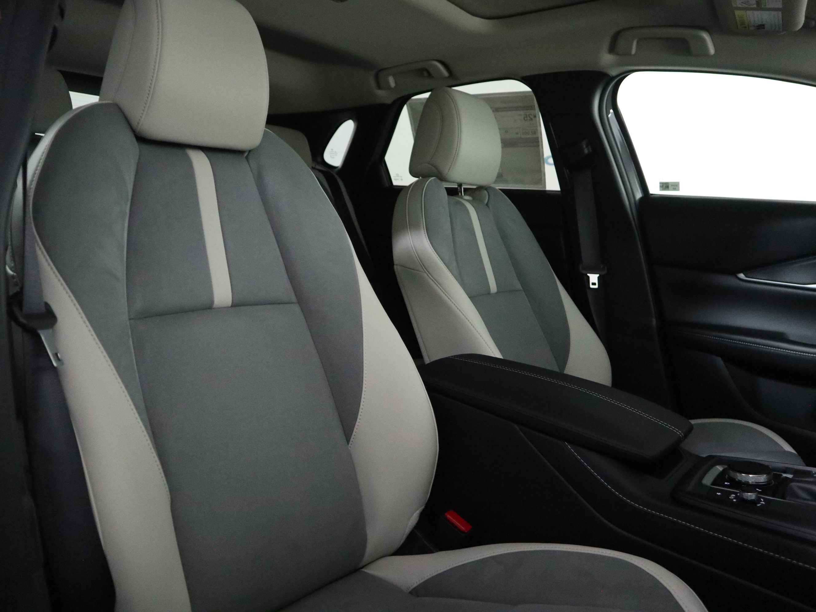 New 2026 MAZDA CX-30 Aire Edition image 17