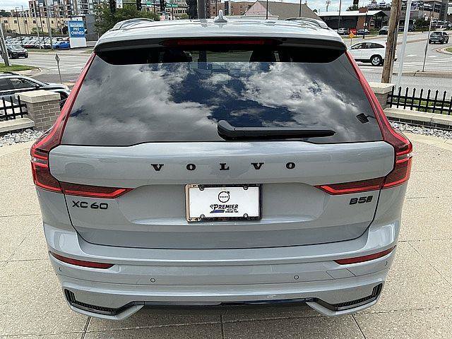 New 2026 Volvo XC60 B5 Ultra w/ Climate Package AWD/4WD image 9