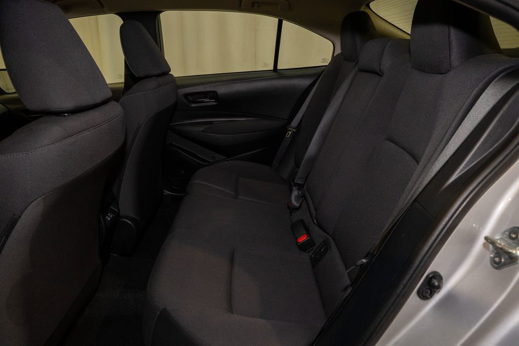 Used 2023 Toyota Corolla LE image 8