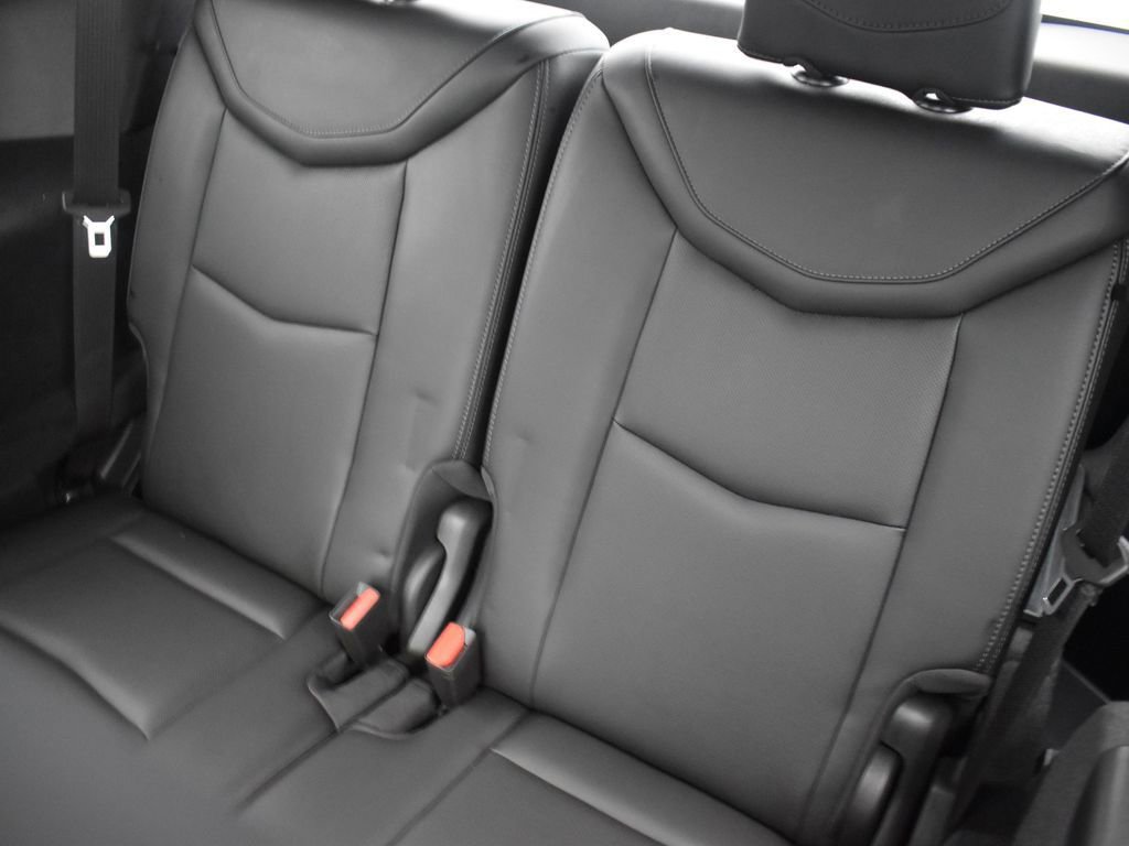 Certified 2024 Cadillac XT6 Premium Luxury w/ LPO, Floor Liner Package image 26