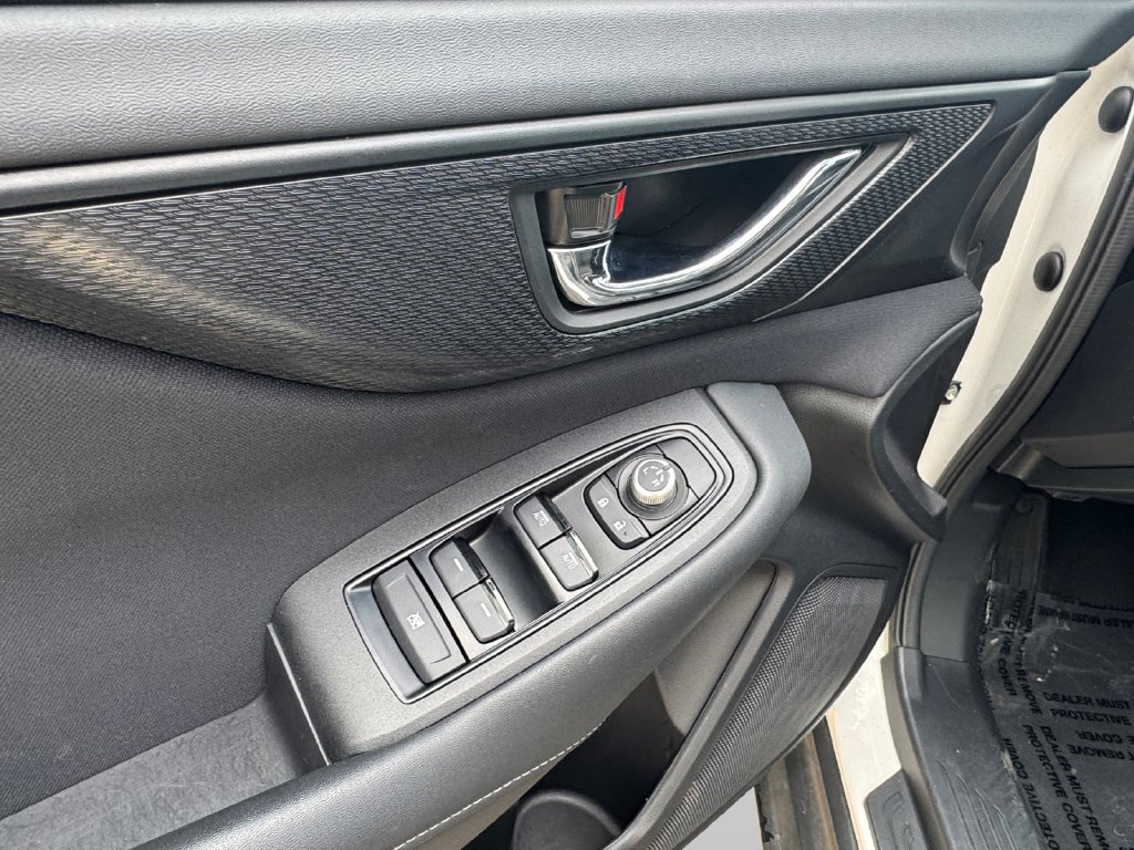 Used 2025 Subaru Outback Premium AWD/4WD image 19