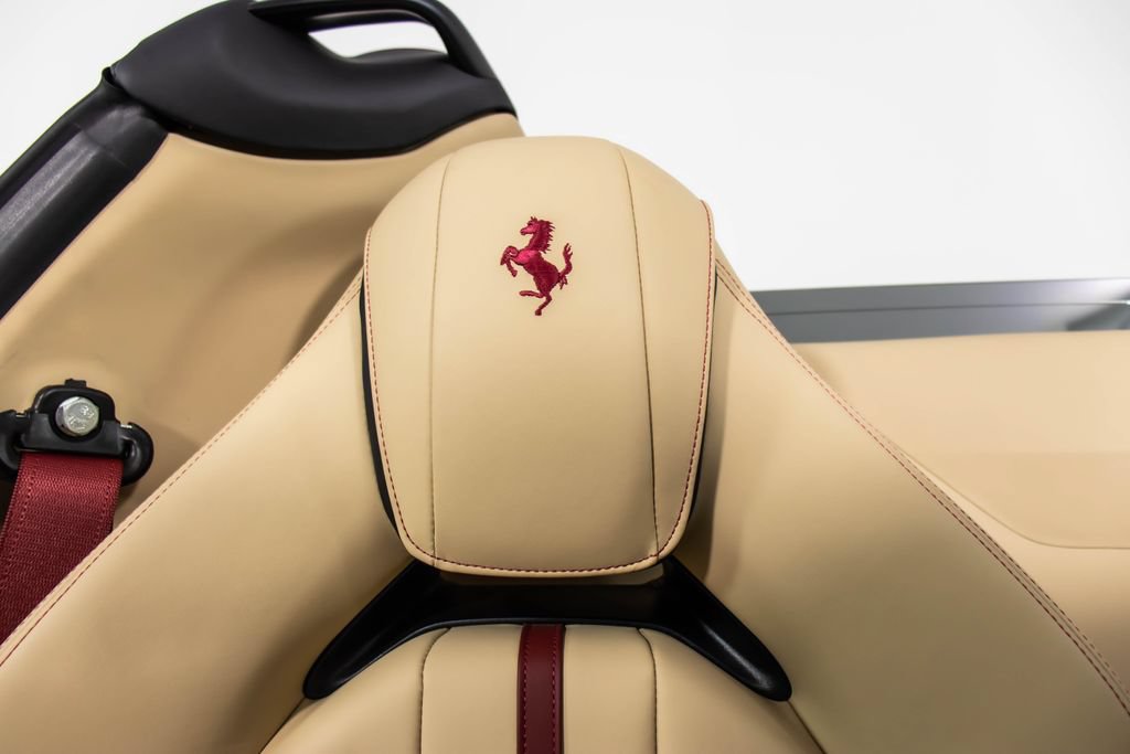Certified 2022 Ferrari 812 GTS RWD image 55