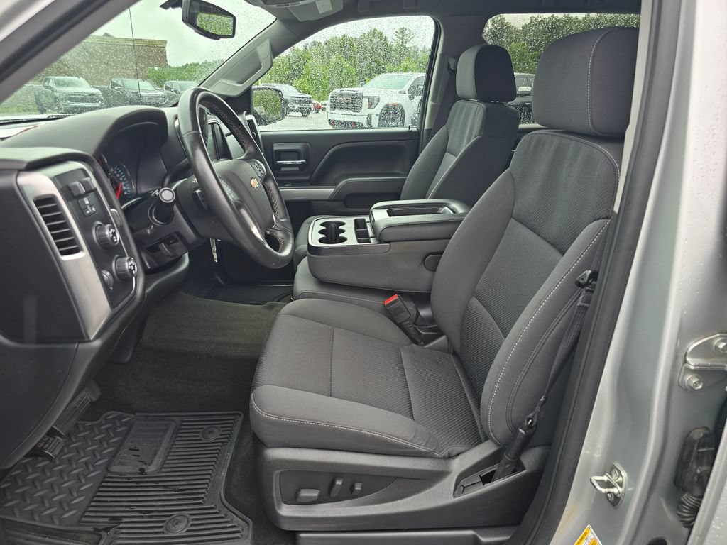 Certified 2017 Chevrolet Silverado 1500 LT w/ All Star Edition AWD/4WD image 4