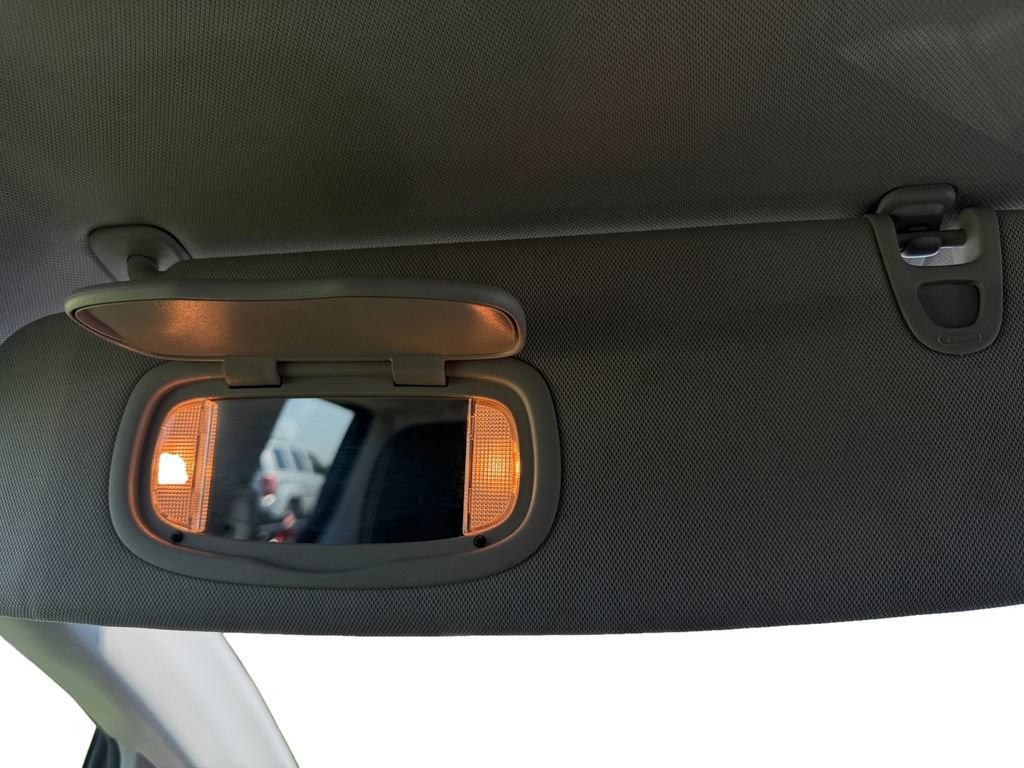 Used 2023 Chrysler Voyager LX FWD image 19