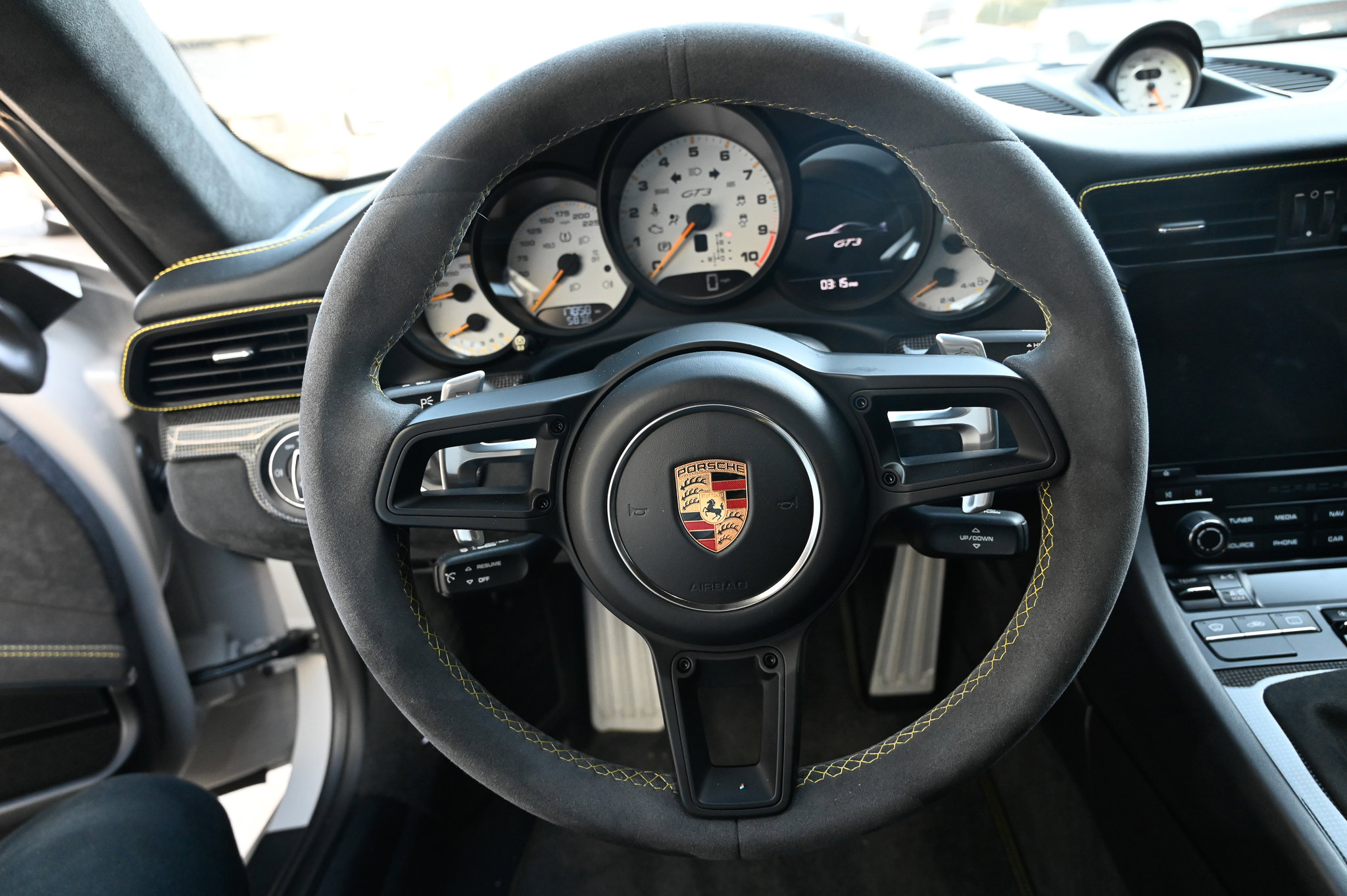 Used 2018 Porsche 911 GT3 image 24