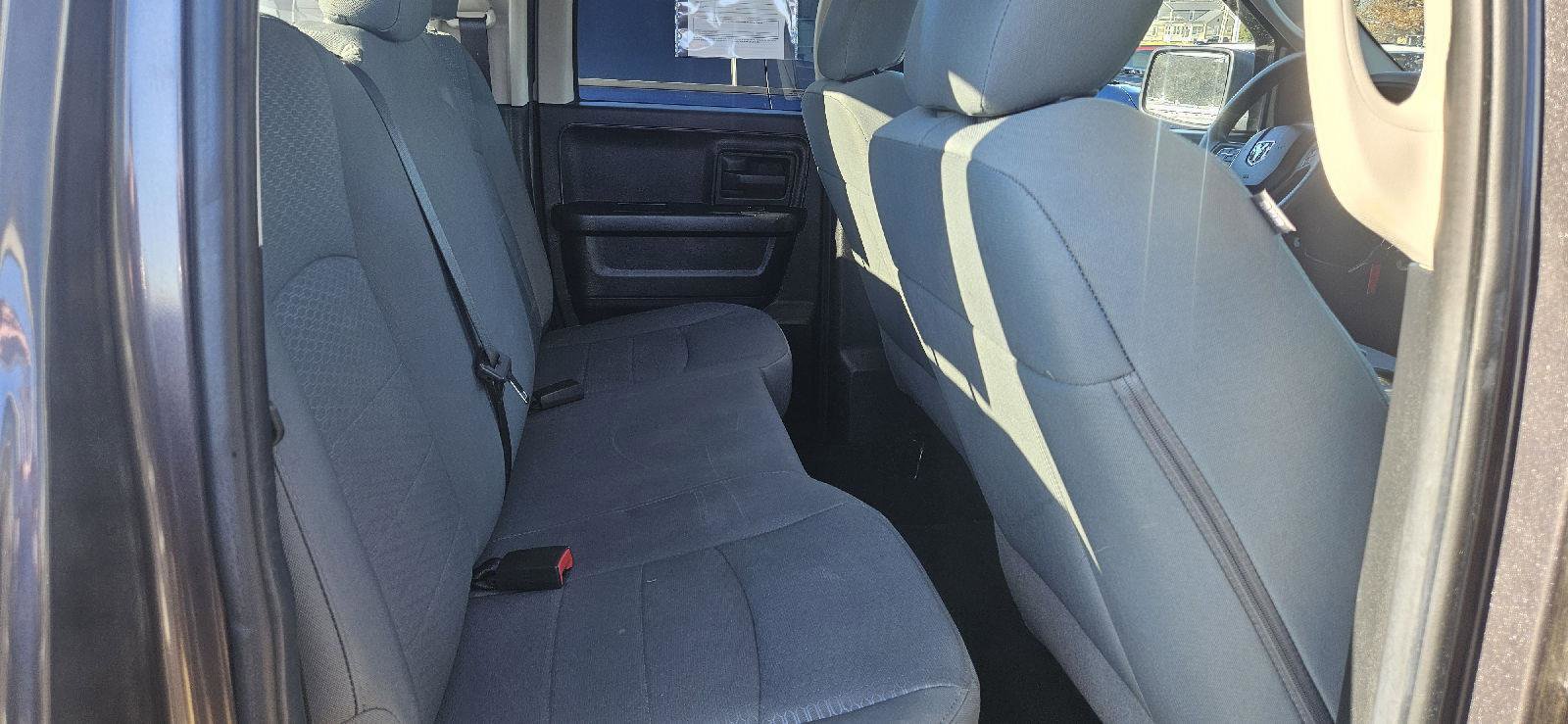 Used 2014 RAM 1500 Express image 24