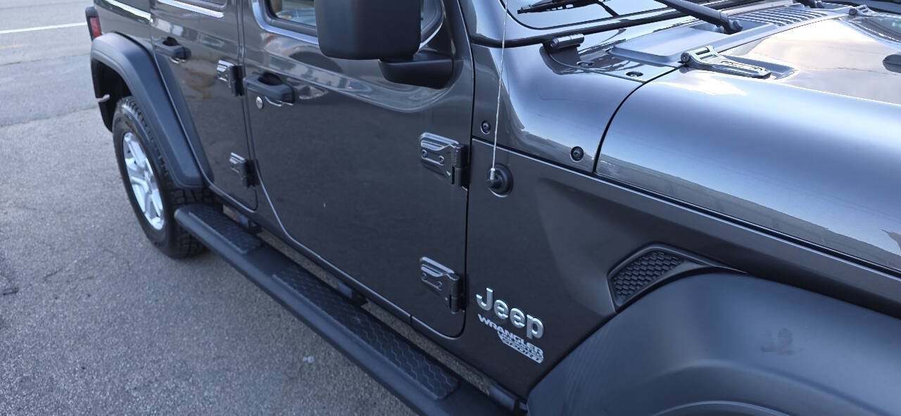 Used 2019 Jeep Wrangler Unlimited Sport S AWD/4WD image 6