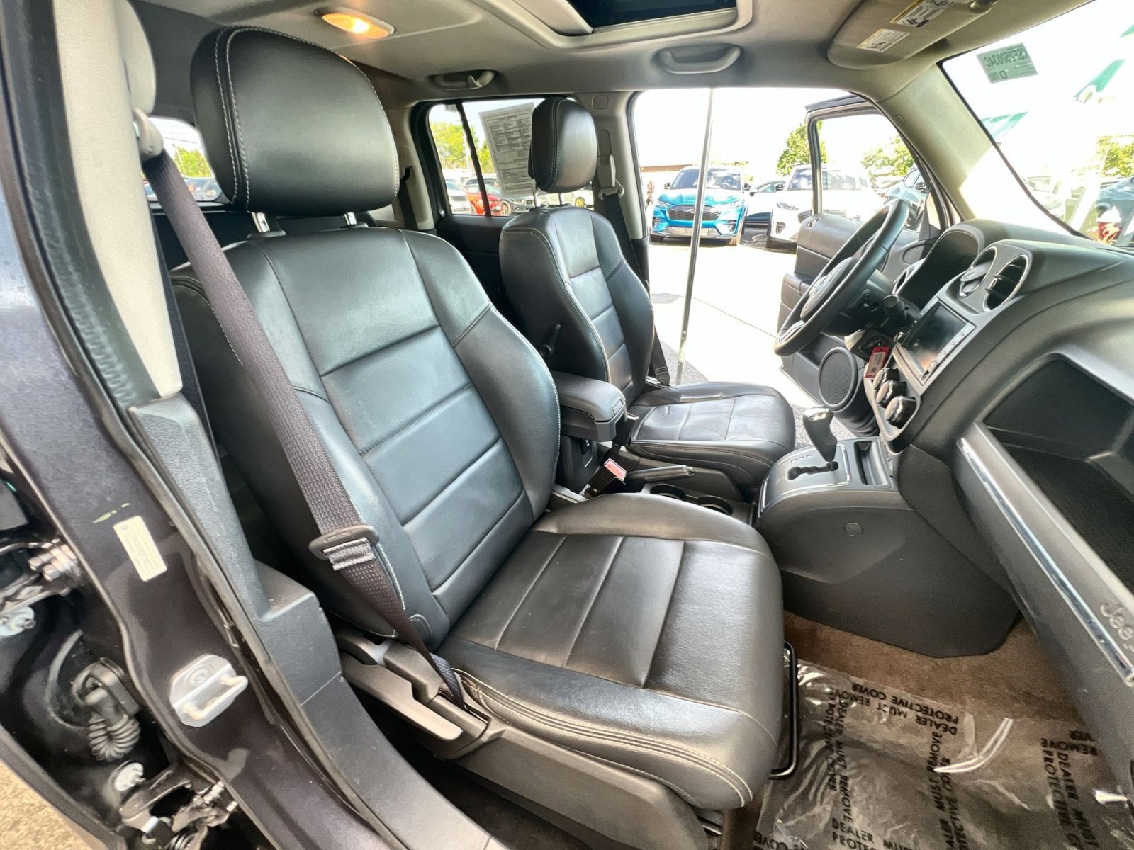 Used 2015 Jeep Patriot High Altitude AWD/4WD image 33