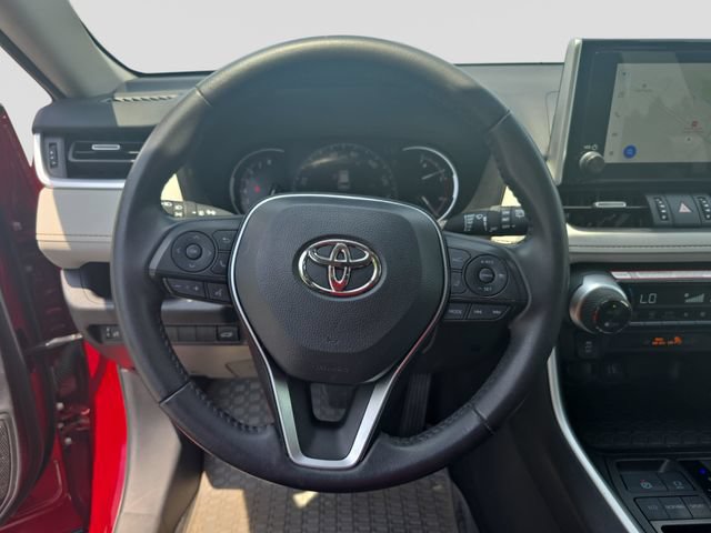 Used 2025 Toyota RAV4 XLE Premium FWD image 18