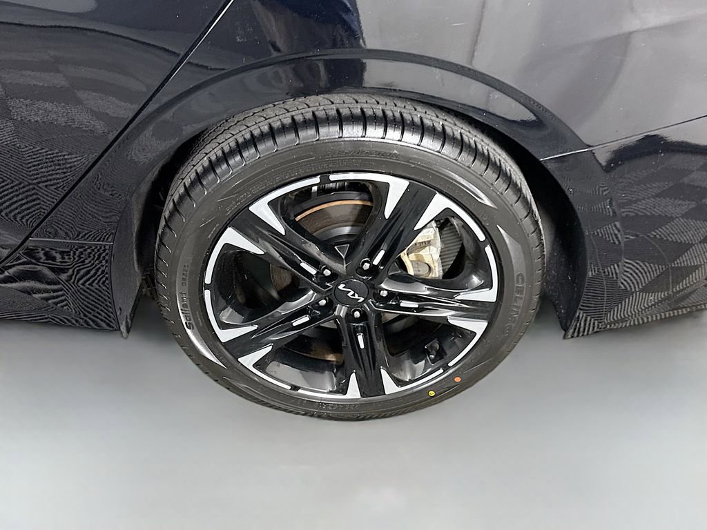 Used 2024 Kia K5 GT-Line AWD/4WD image 34