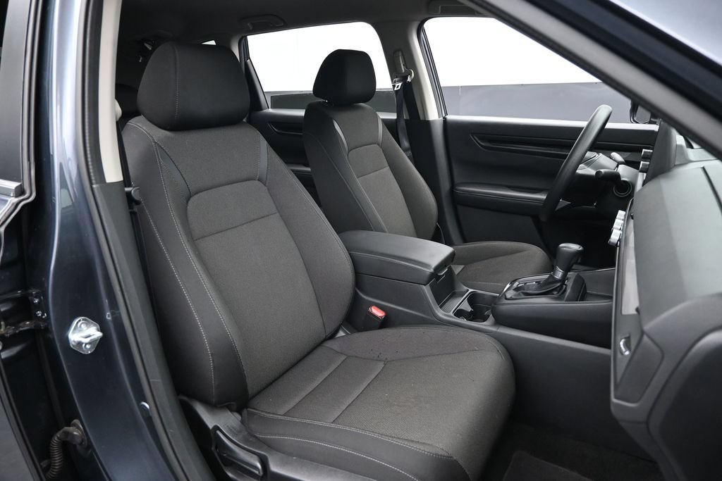 Used 2025 Honda CR-V LX image 17
