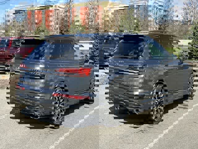 Used 2021 Audi SQ7 Prestige image 26