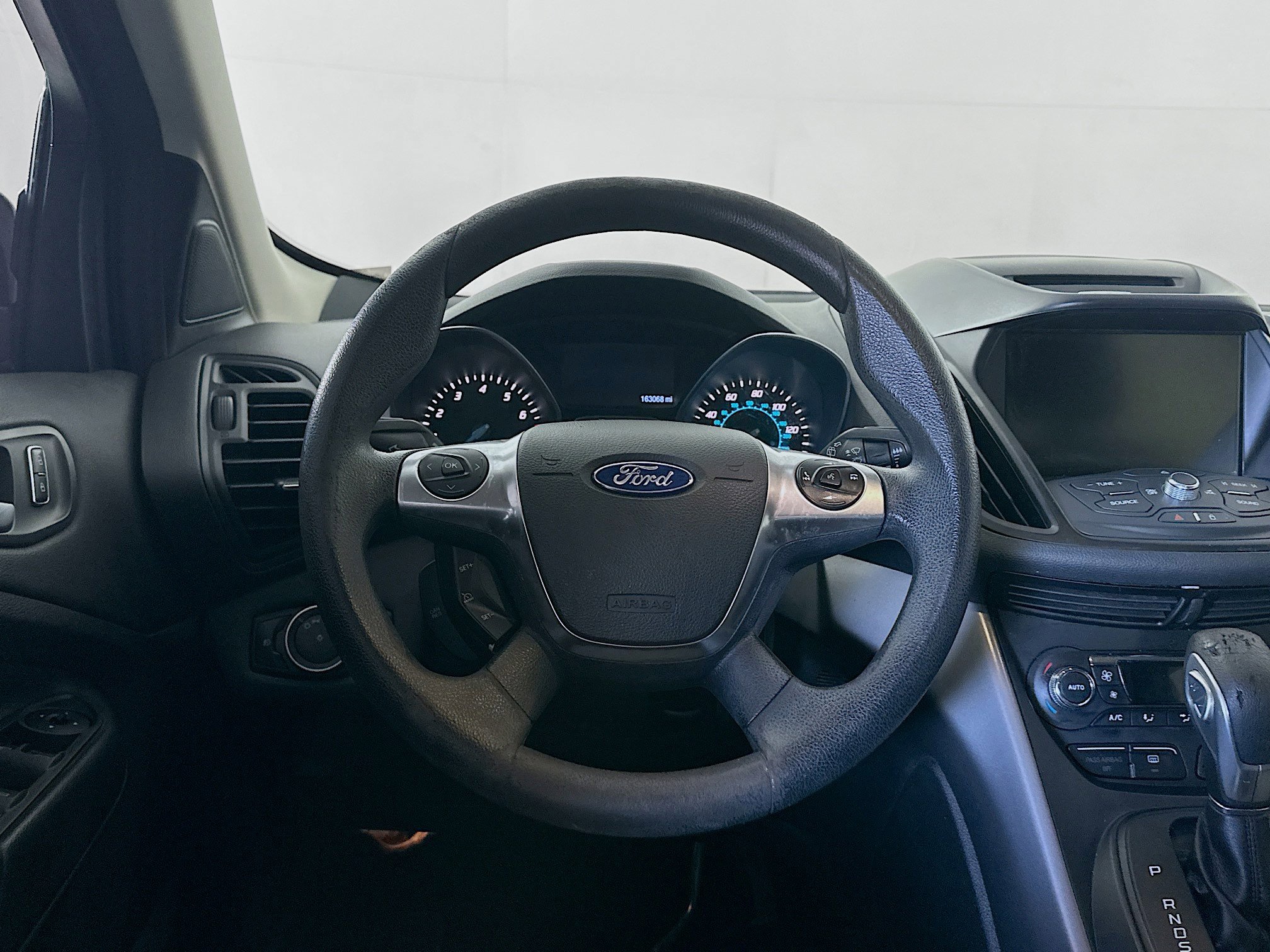 Used 2015 Ford Escape SE w/ Equipment Group 201A image 17
