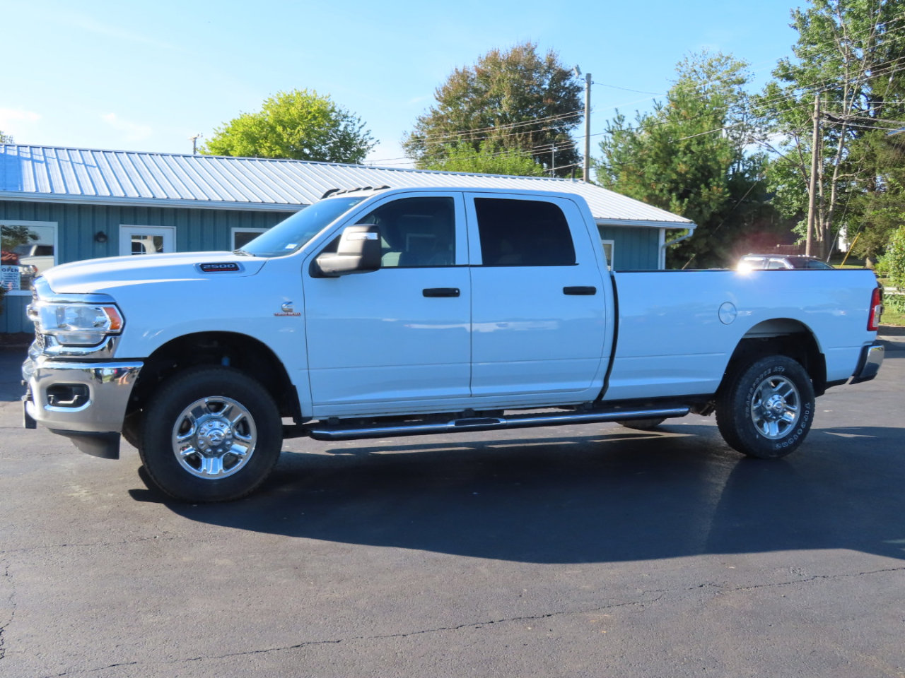 Used 2024 RAM 2500 Tradesman w/ Chrome Appearance Group image 2
