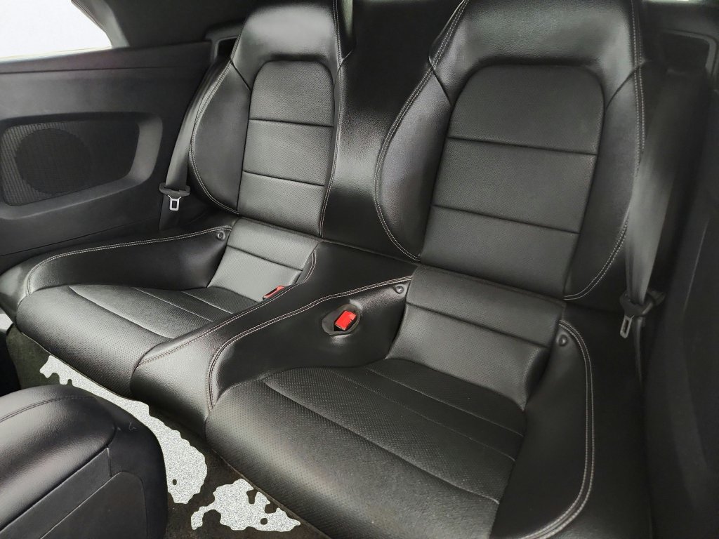 Used 2018 Ford Mustang Premium RWD image 22
