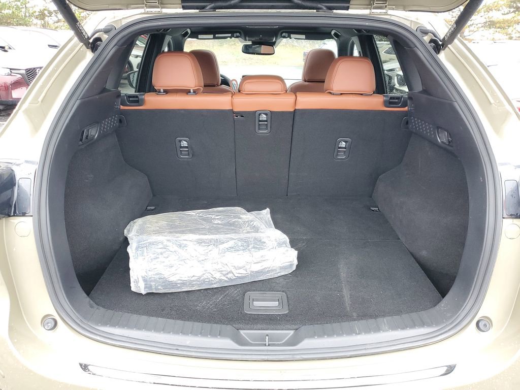 Used 2025 MAZDA CX-5 Carbon Edition image 8